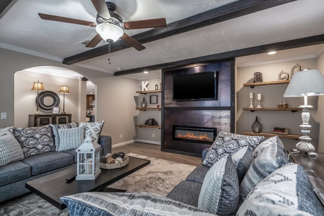 Kb-3248 interior home features