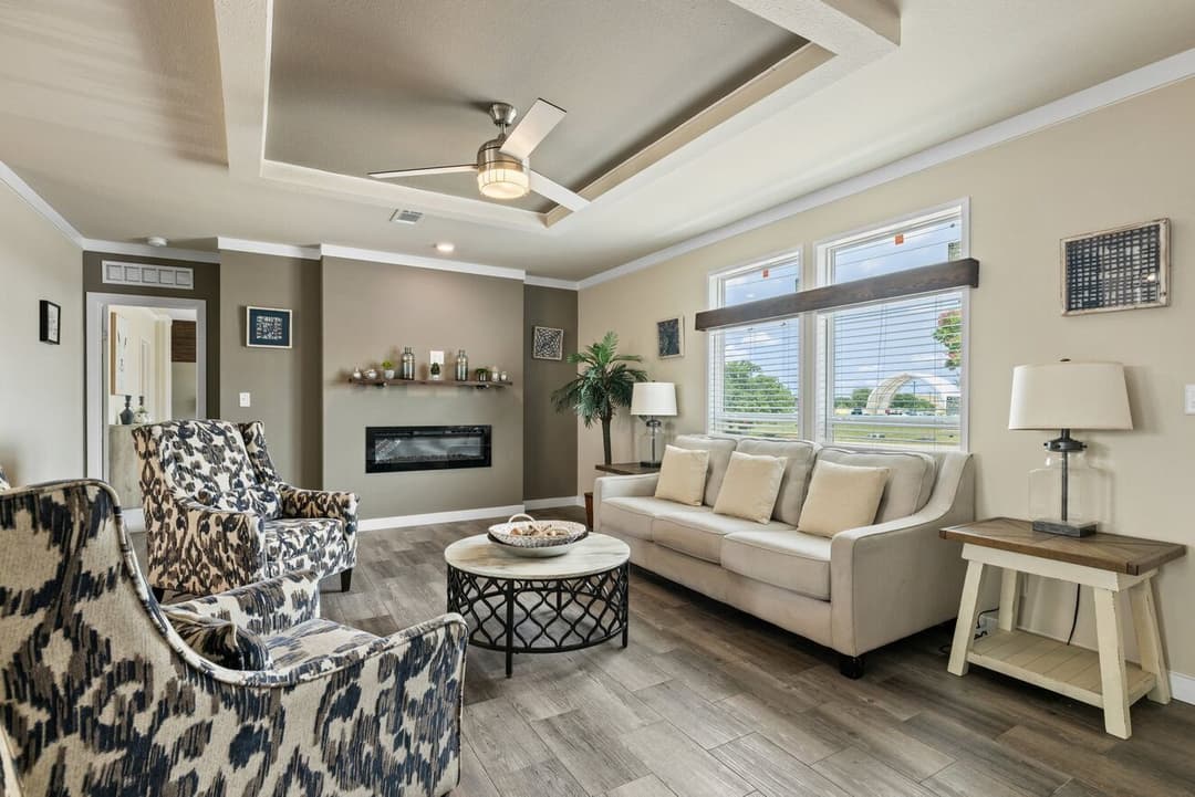 El rancho 32764a interior home features