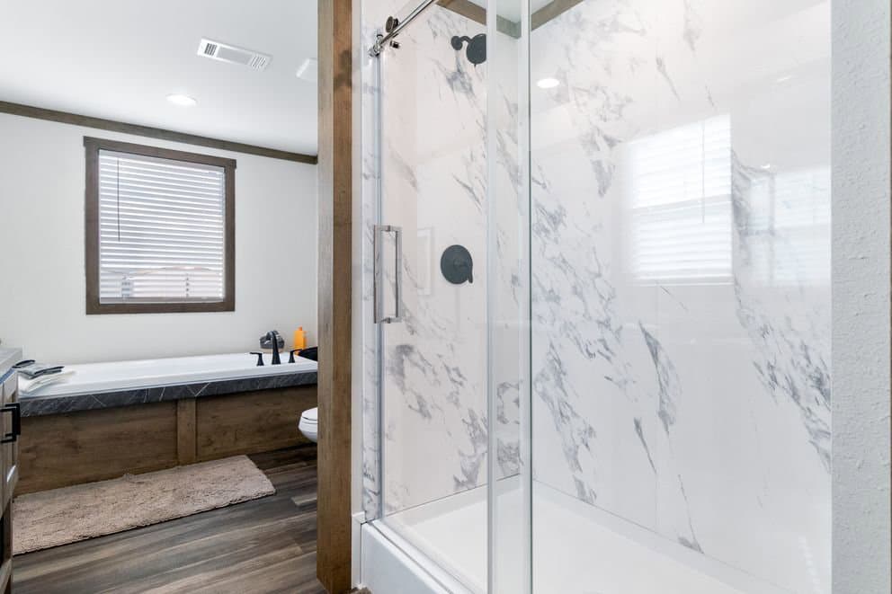 Isabella elite bathroom home features