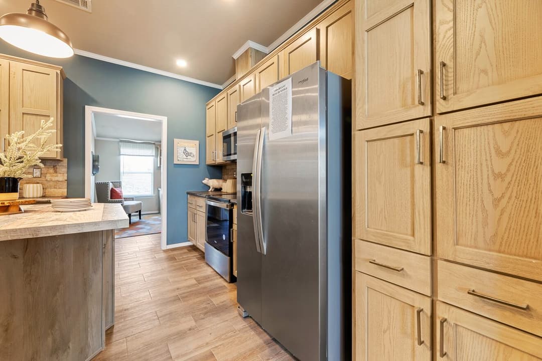 Hacienda 41604a kitchen home features