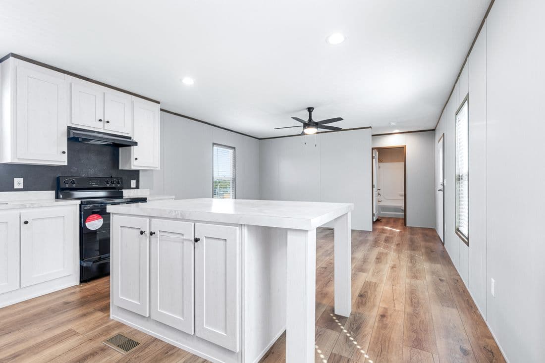 Homestead 16683a kitchen home features