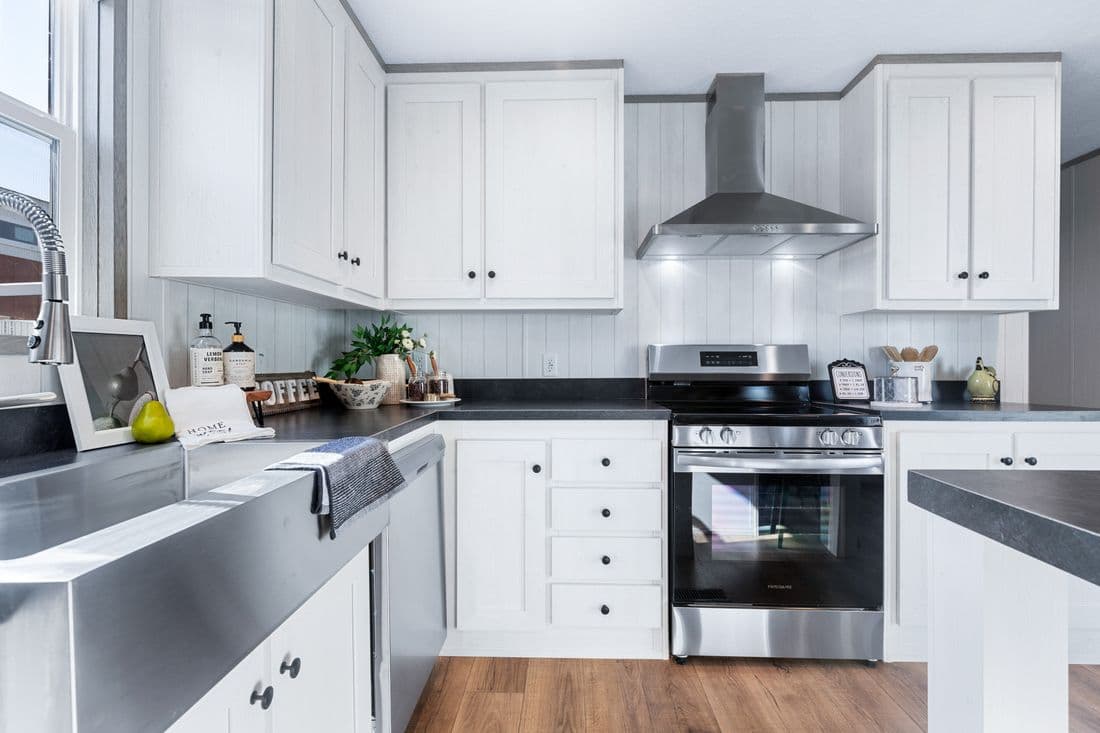 Anniversary 16763i kitchen home features