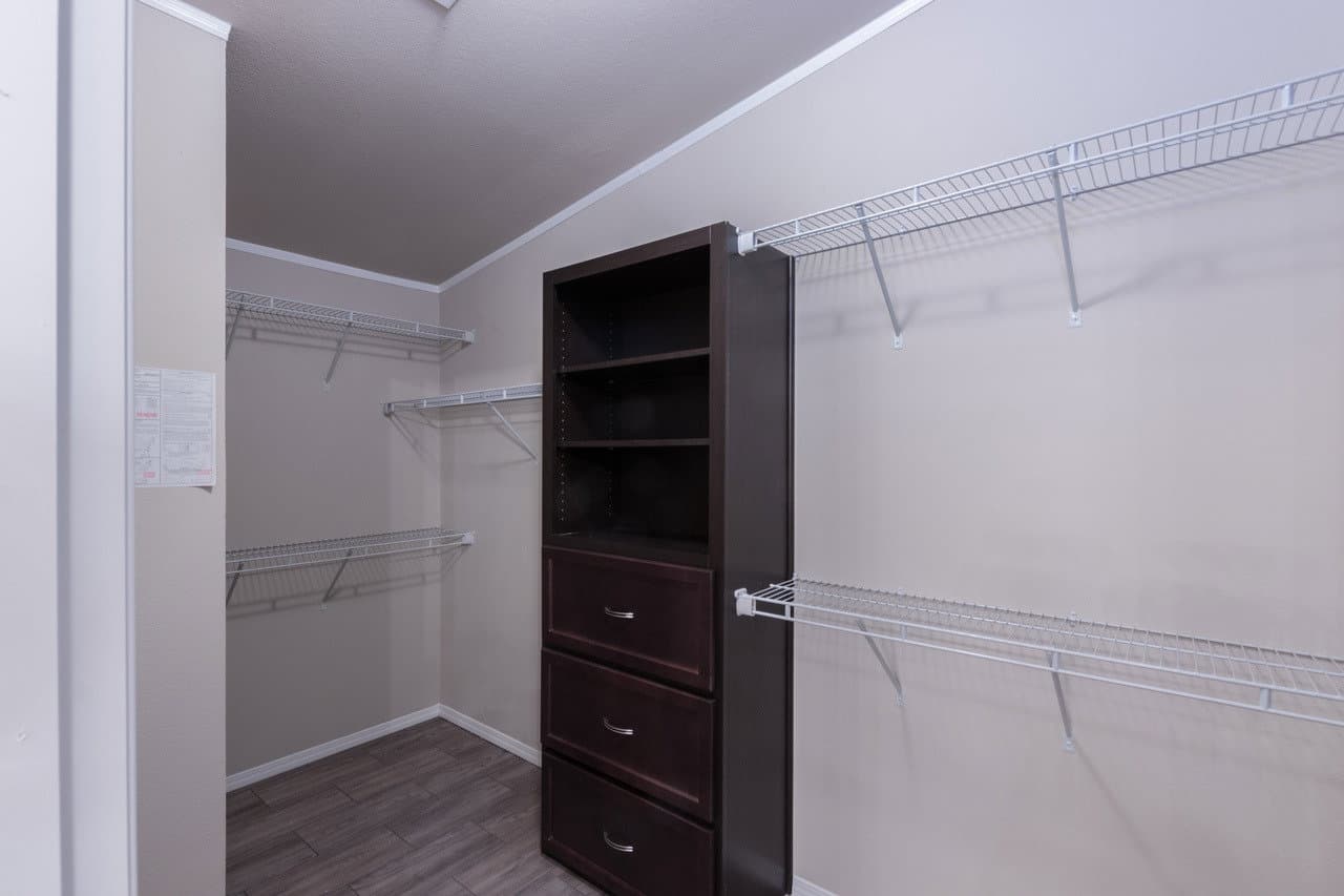 Big bend 32764g interior home features