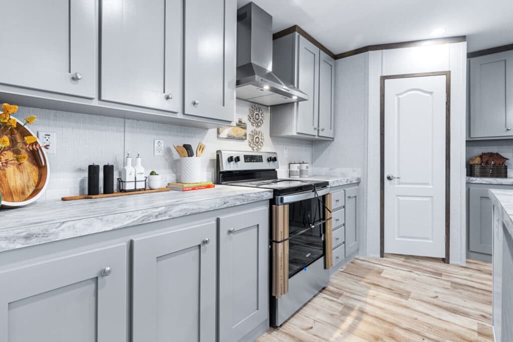 Hogan kitchen home features
