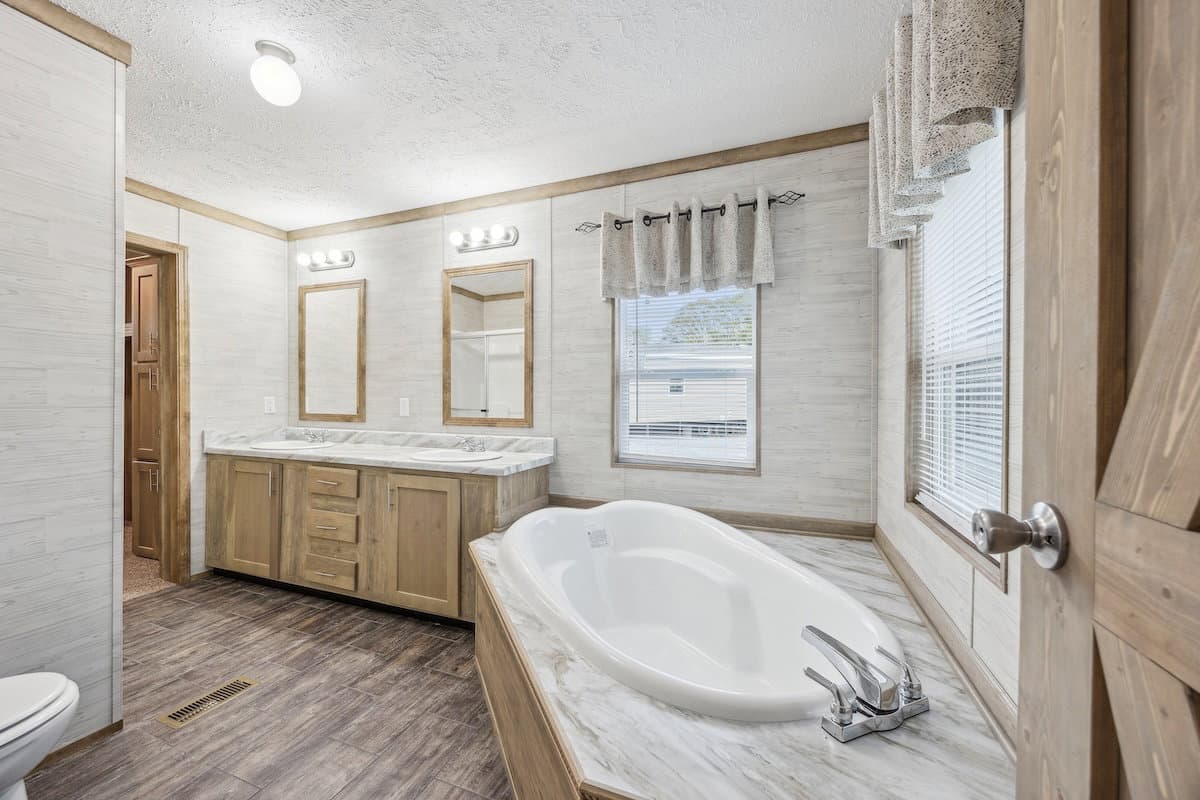 Md-26 rawhide bathroom home features