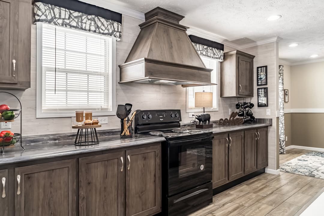 Md-41-32 kitchen home features