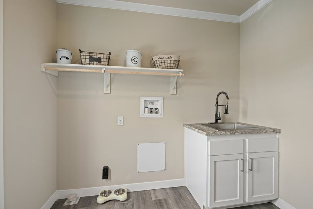 El rancho iv 32764a interior home features