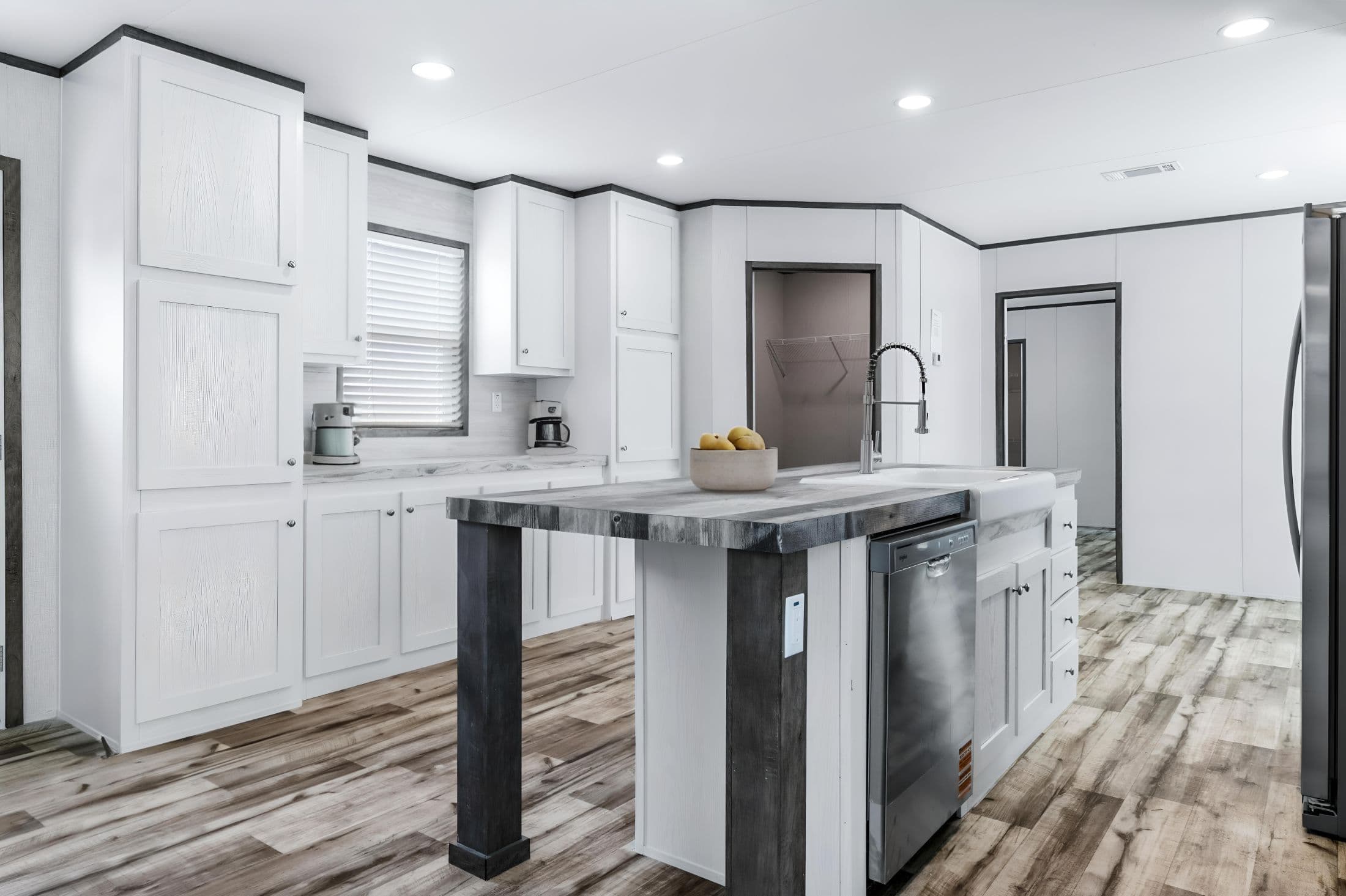 Cypress   home features