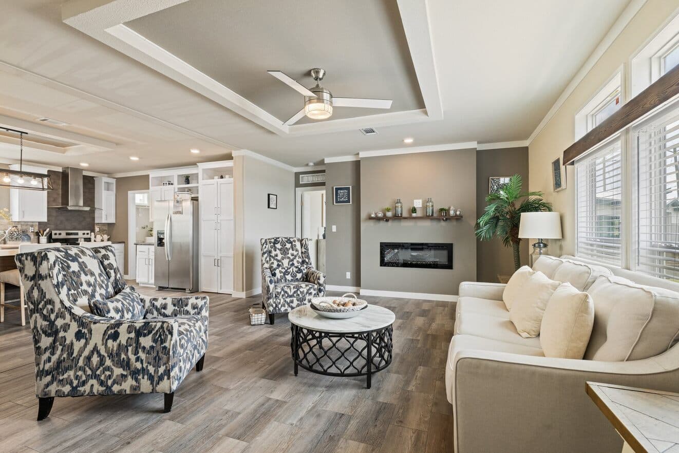 El rancho 32764a interior home features