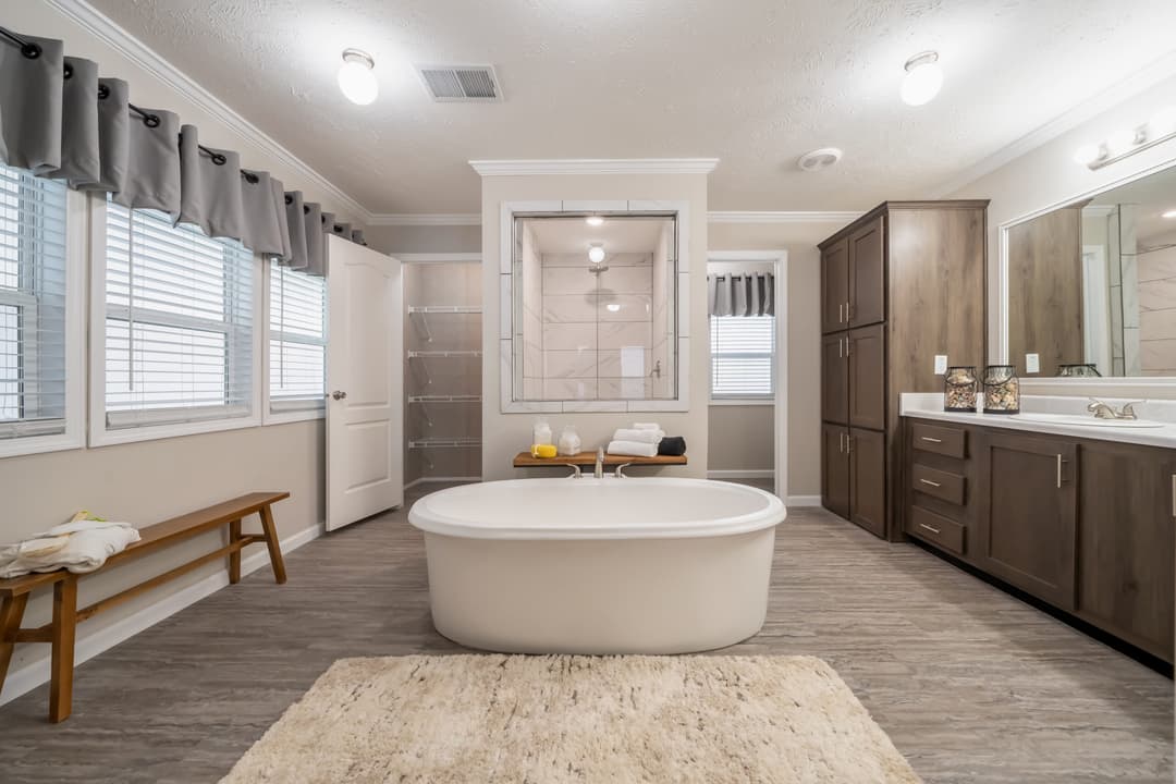 Md-54-32 the duke bathroom home features