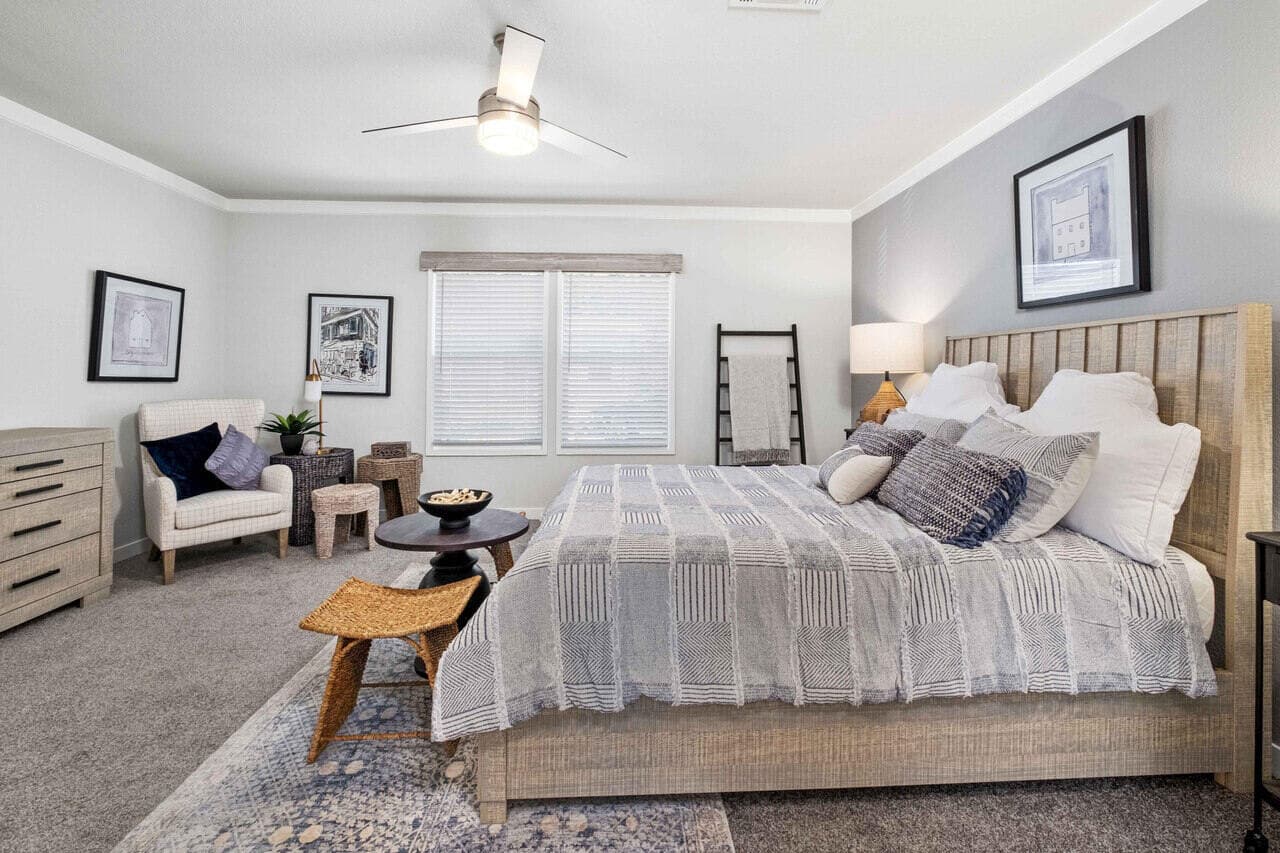 Belterra ii 32684b bedroom home features