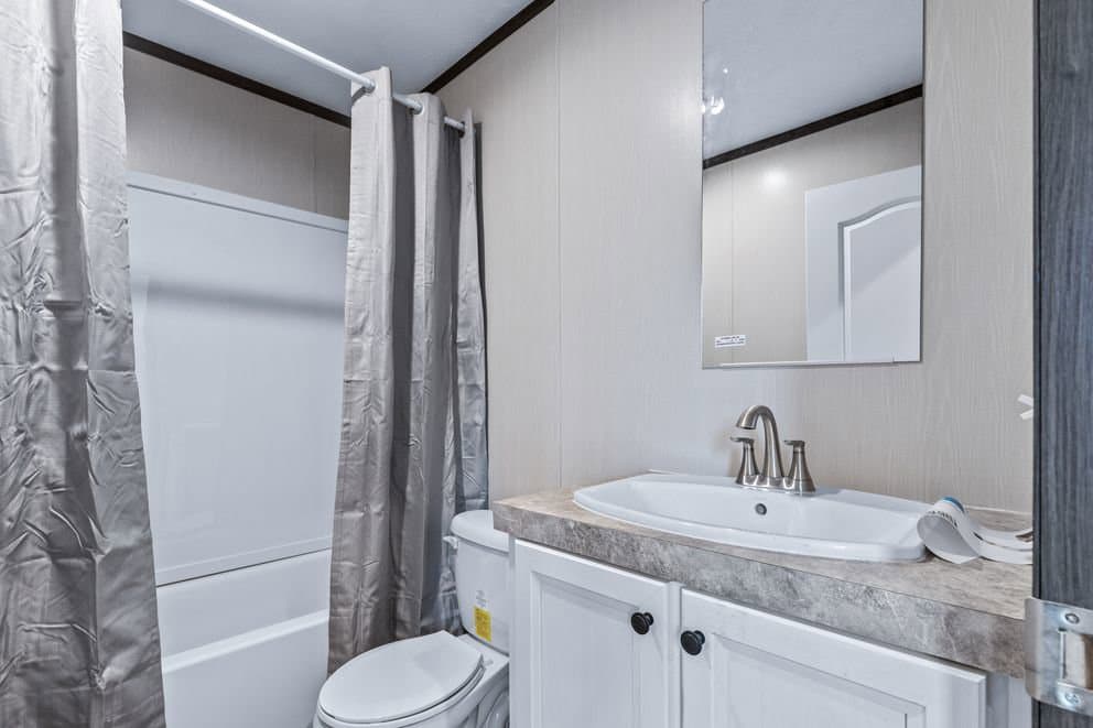 Grand bathroom home features
