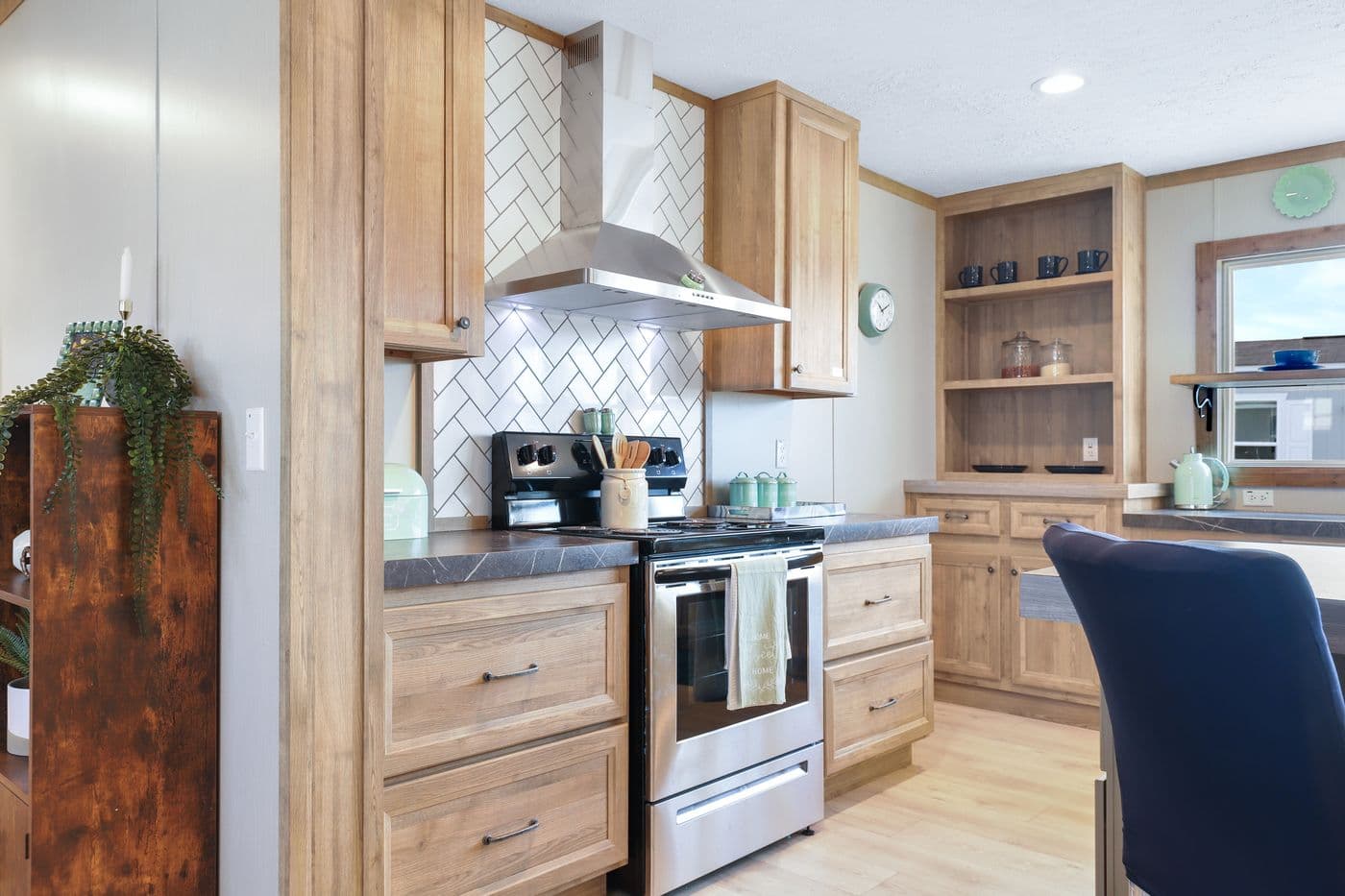 Bluebonnet breeze kitchen home features
