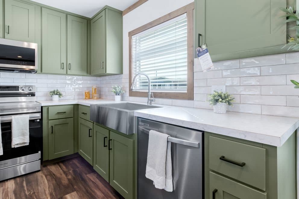 Levi kitchen home features