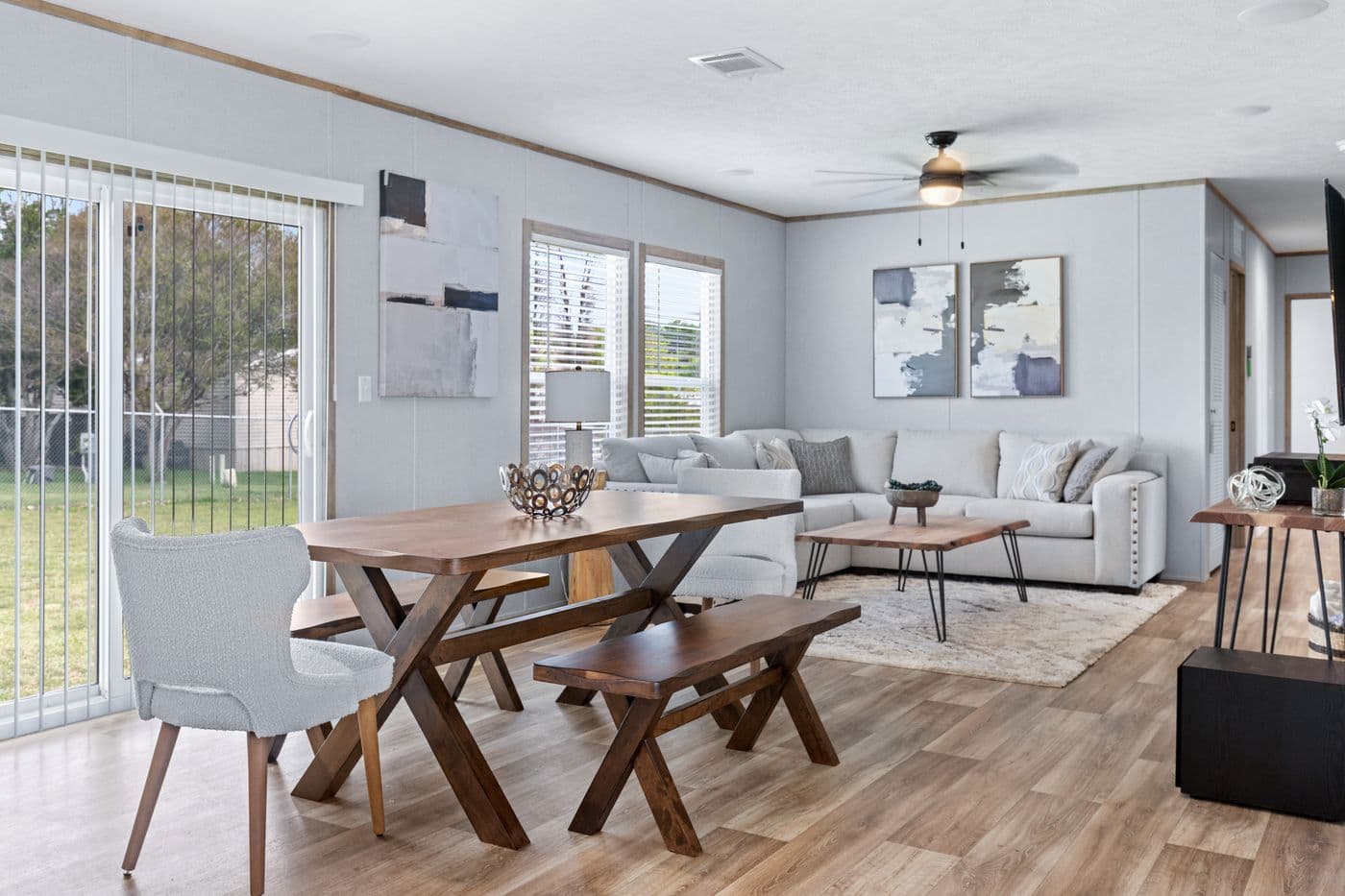 El sueno breeze interior home features