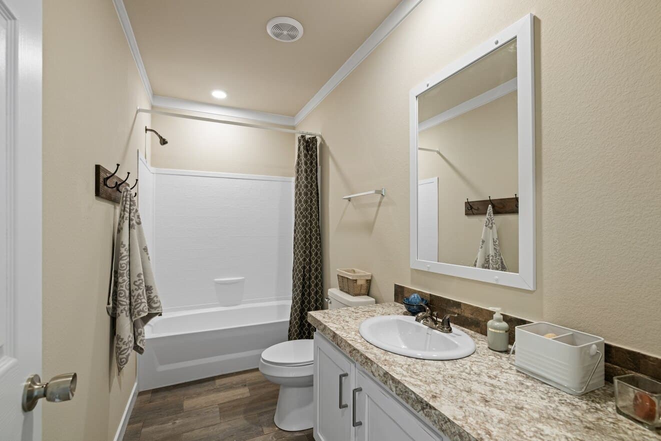 El rancho 32764a bathroom home features