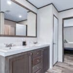 Palmer bathroom home features